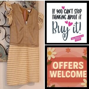 VOY Chic Dress with Ruffled Sleeves. Excellent Condition NWT Size Small